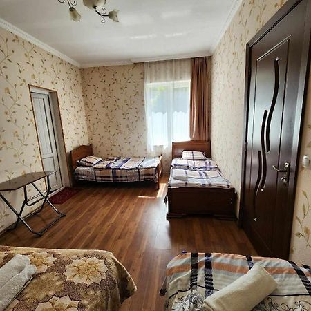 Hotel Moon Night Stepancminda Zewnętrze zdjęcie